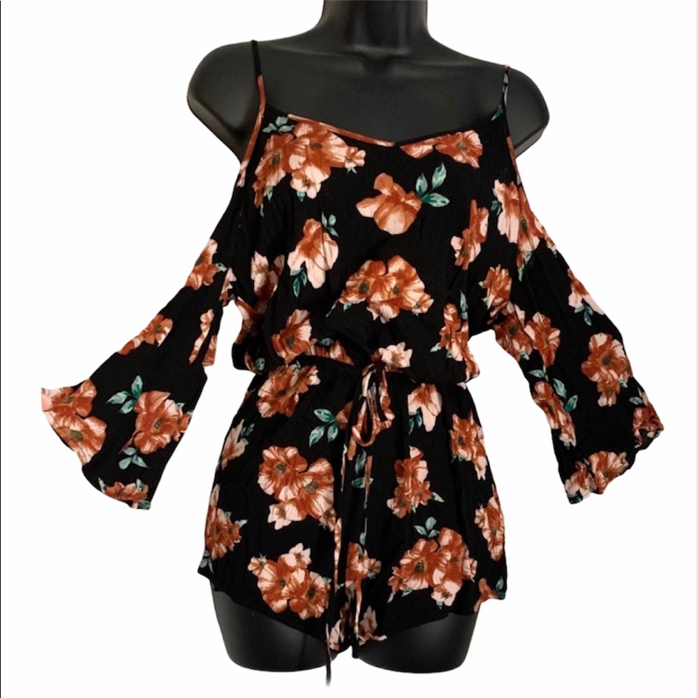Off the Shoulder Quarter Sleeve Floral Romper